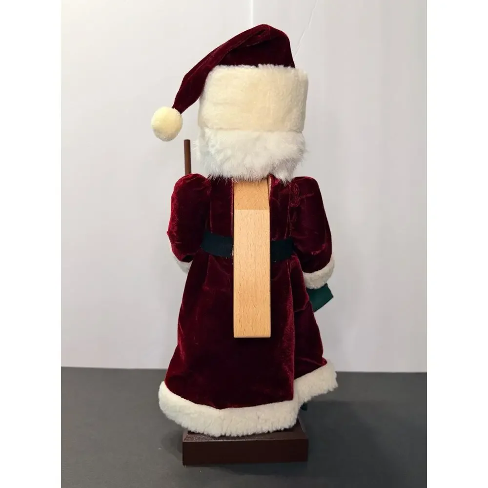 Christian Ulbricht St Nicholas Nutcracker 2004 Signed LE 738/1500 Germany 75th